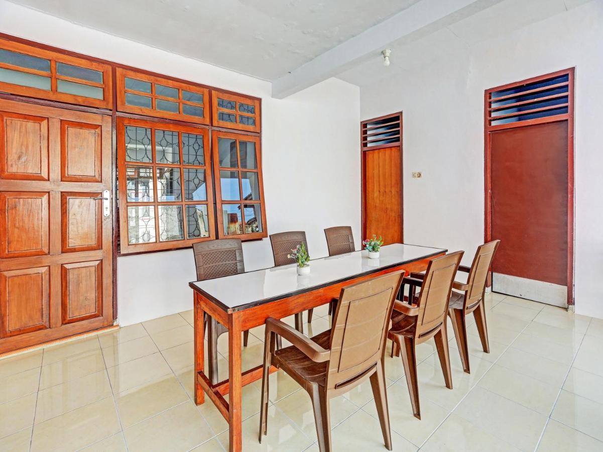 Oyo 90344 Wijayanti Hotell Banyuwangi  Eksteriør bilde