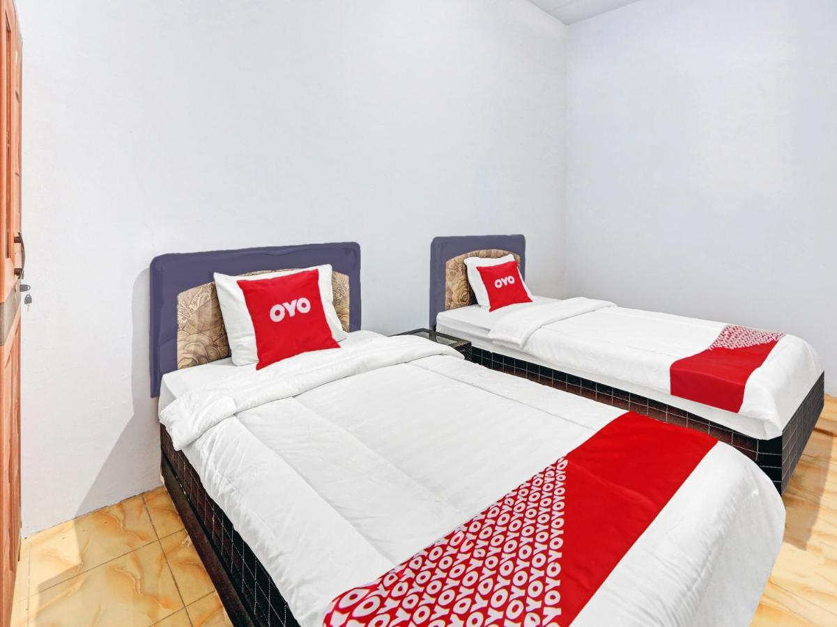 Oyo 90344 Wijayanti Hotell Banyuwangi  Eksteriør bilde